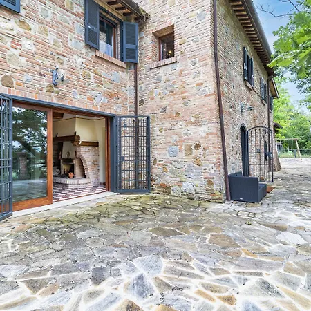 Quercia 4 Close By To *